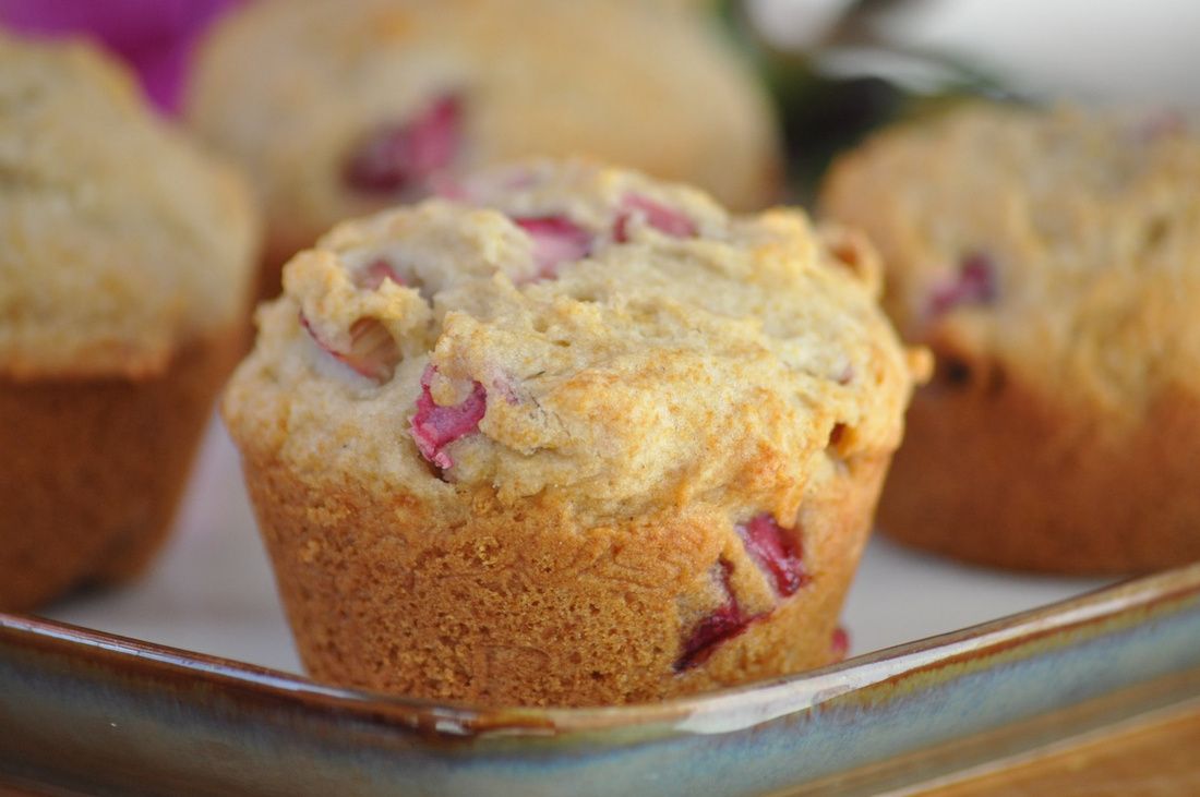 Gluten-Free Rhubarb Muffins with Oat Crumble, Recipe