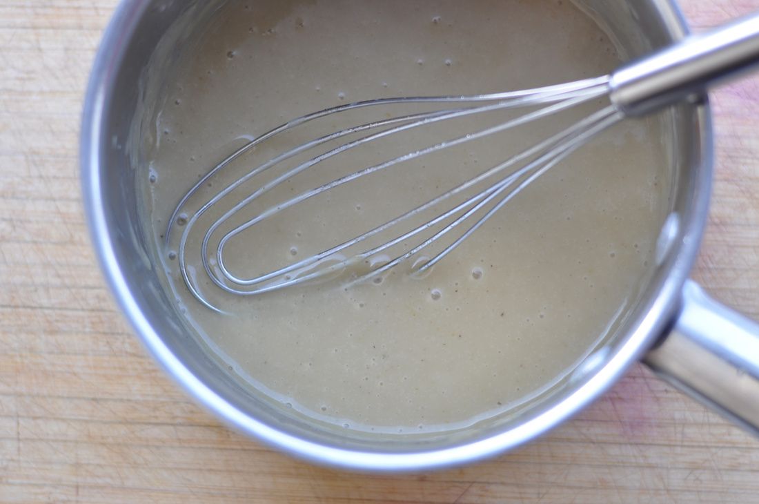 gluten-free gravy - in pot