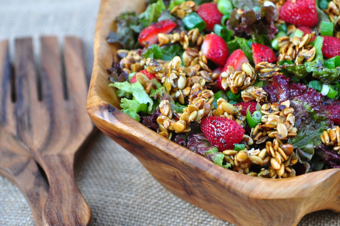 Sugar-Free Strawberry Salad with Candied Pumpkin Seeds and a Poppy Seed Vinaigrette