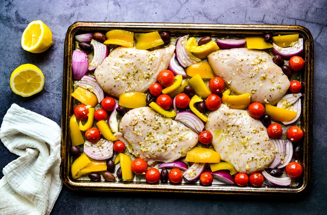 SHEET PAN MEDITERRANEAN CHICKEN AND VEGETABLES-1