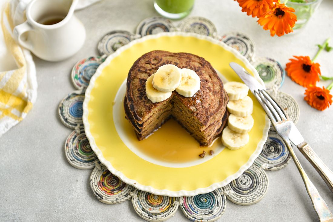 VEGAN TEFF BANANA PANCAKES EGG-FREE-4