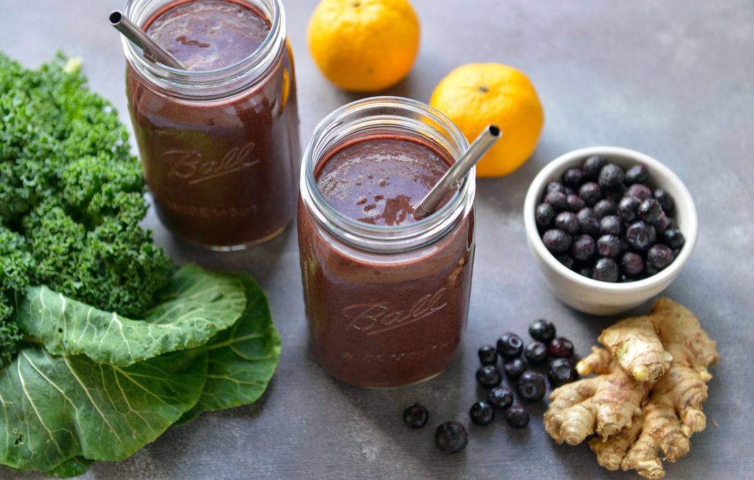 Blueberry Protein Weight Loss Breakfast Smoothie - Nutrition Twins