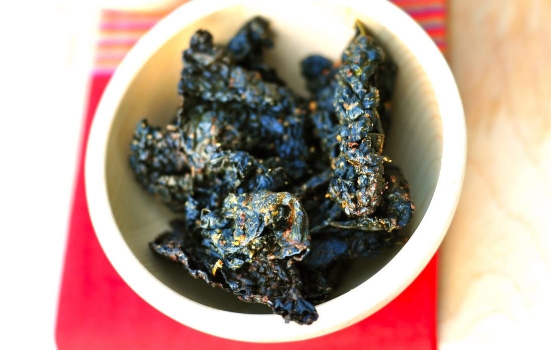 Sweet and Spicy Kale Chips