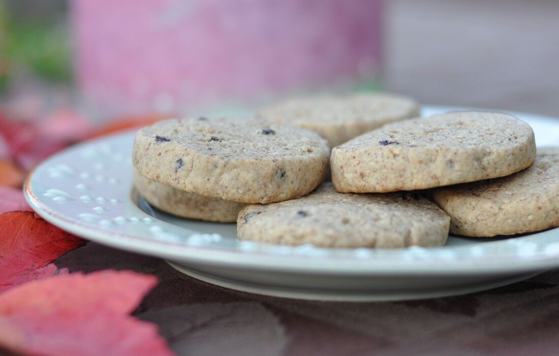 Natural Food Coloring for Frosting - The Spunky Coconut