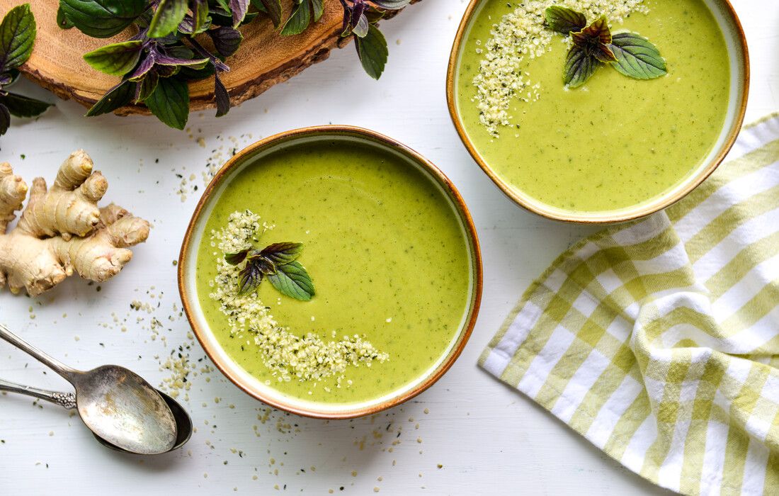 BASIL ZUCCHINI SOUP LOW FODMAP-1