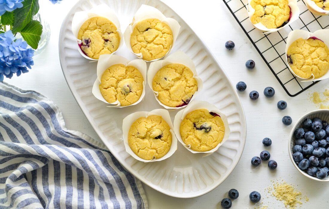 BUTTERMILK BLUEBERRY CORN MUFFINS-11