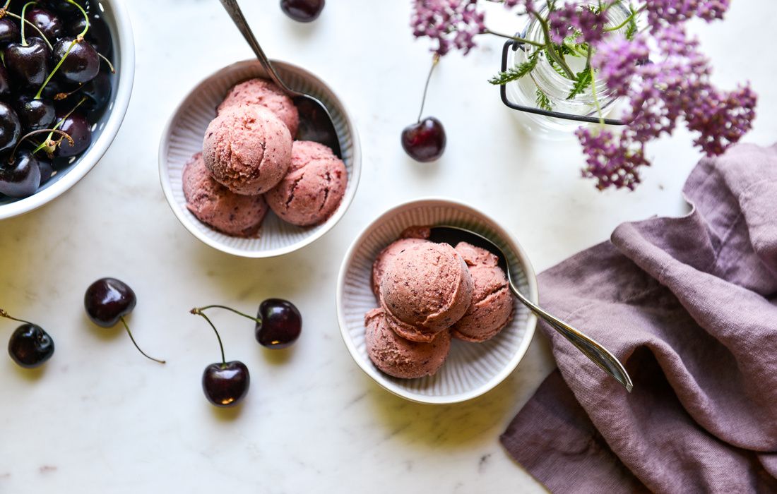 CHERRY-BANANA ICE CREAM DAIRY-FREE SUGAR-FREE-1