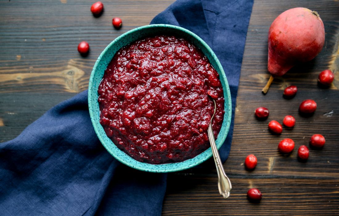 CRANBERRY-PEAR SAUCE-COCONUT SUGAR-1