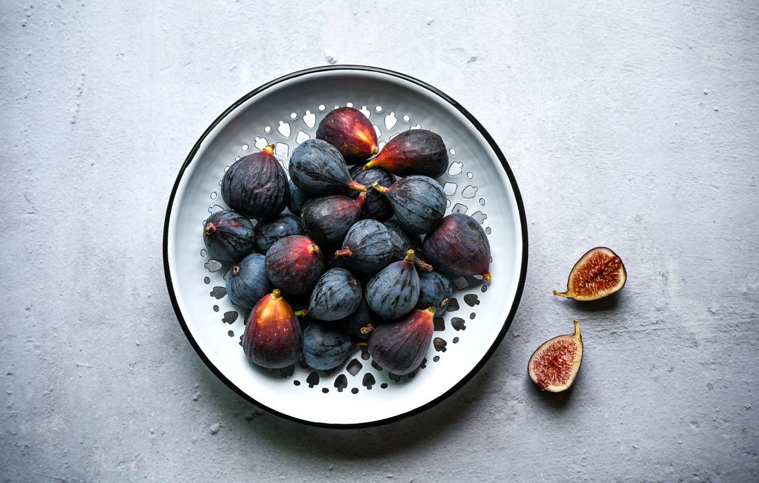 FRESH ORGANIC FIGS-1