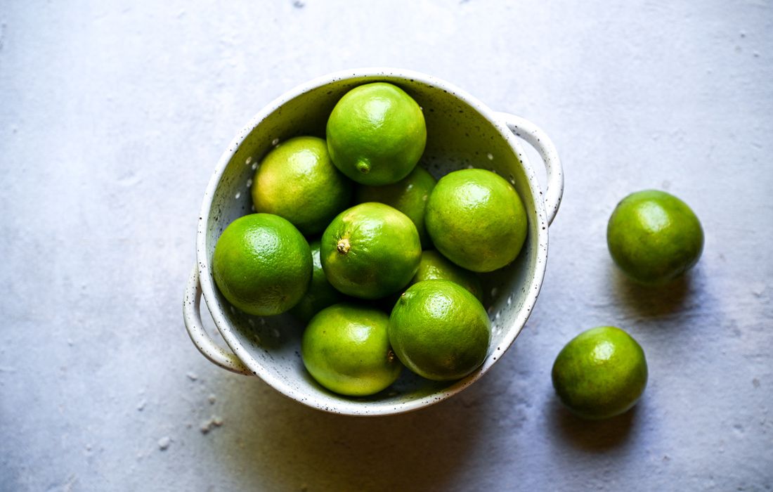 FRESH ORGANIC LIMES-12