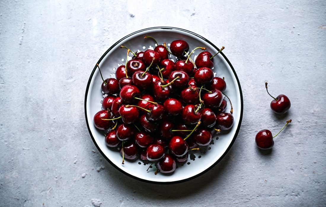 FRESH ORGANIC SWEET CHERRIES-2