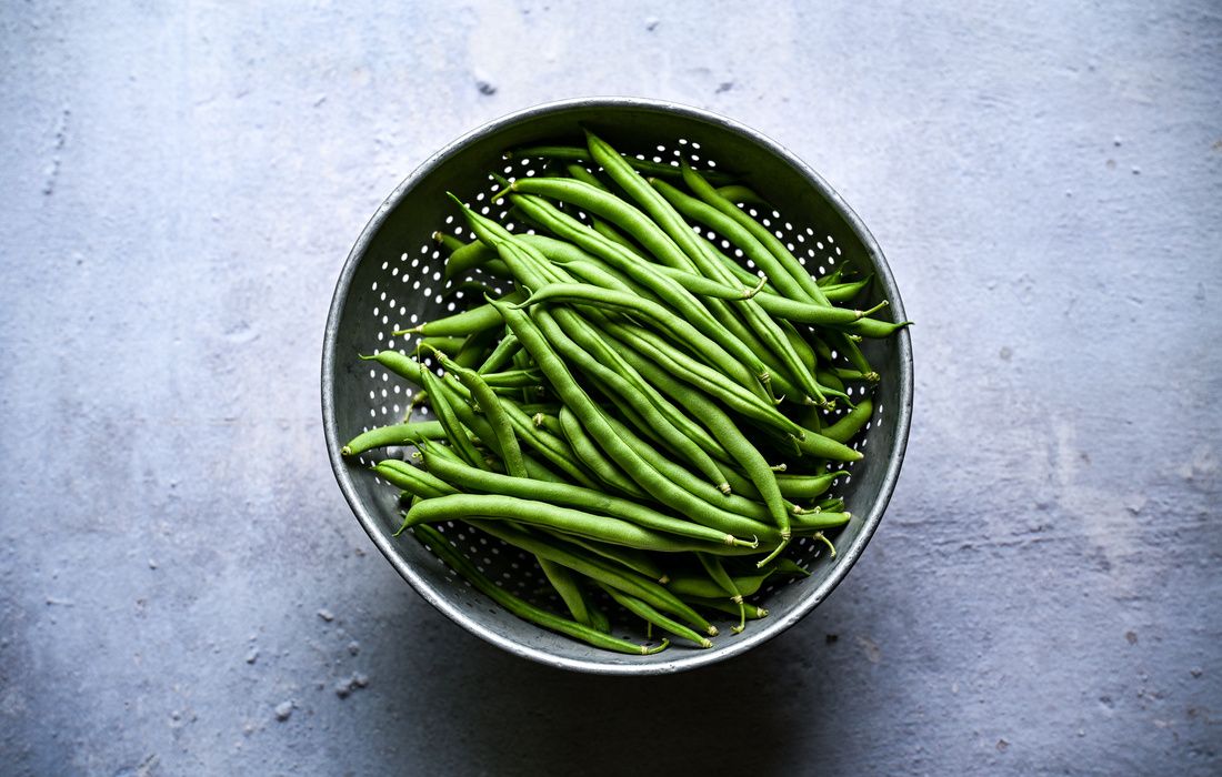 FRESHLY PICKED ORGANIC GREEN BEANS-2