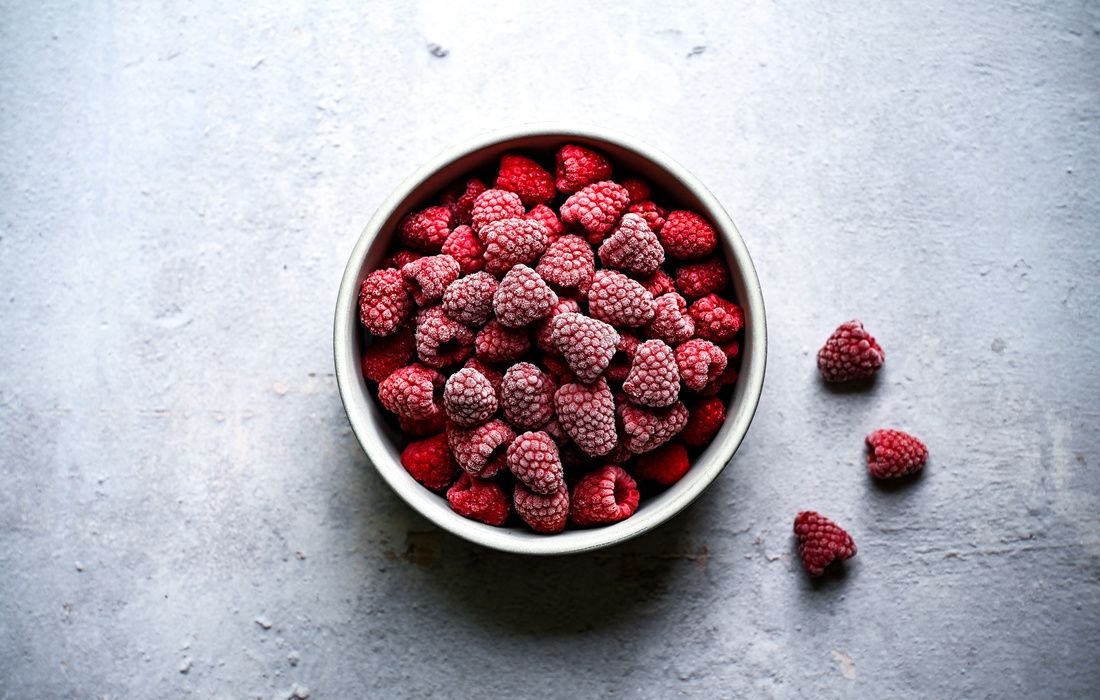 FROZEN ORGANIC RASPBERRIES-1
