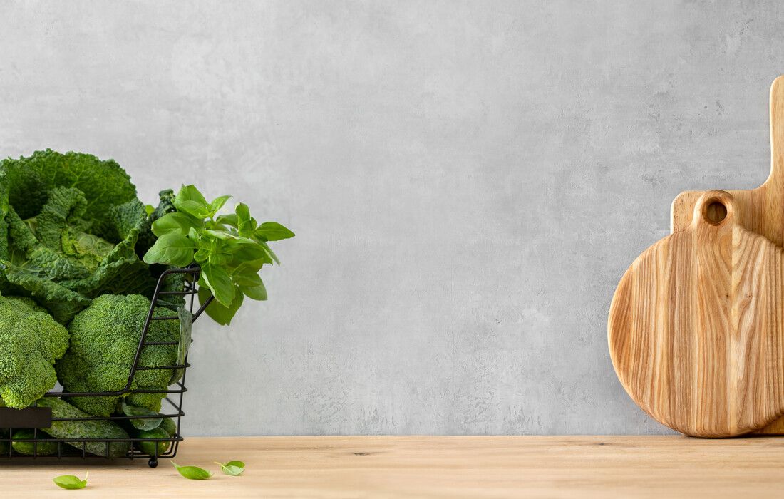 GREEN VEGGIES-CUTTING BOARDS