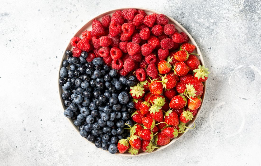 MIXED ORGANIC FRESH BERRIES-1
