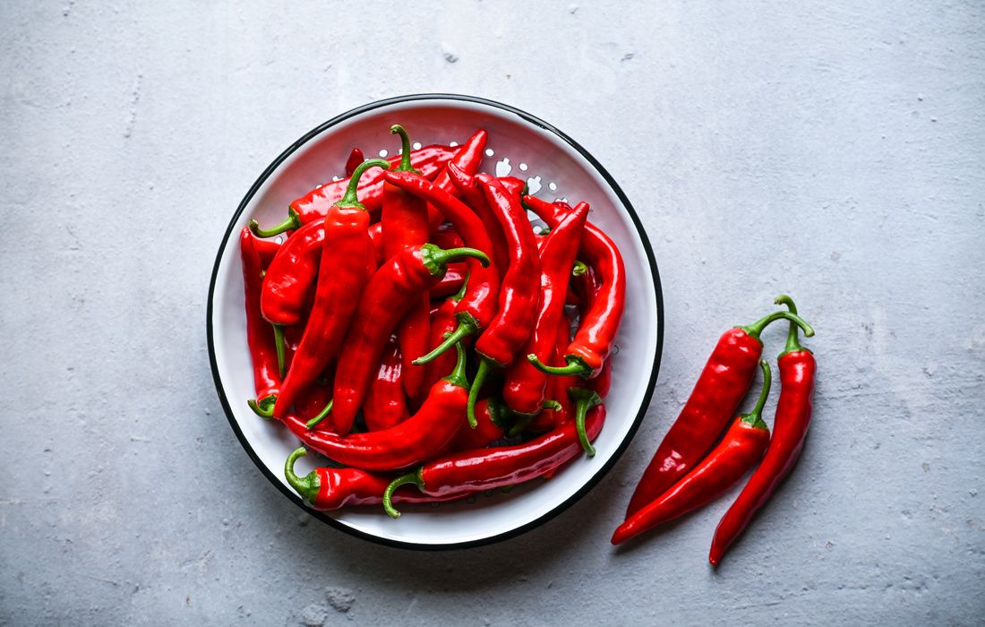 ORGANIC GARDEN FRESH RED CAYENNE PEPPERS-1
