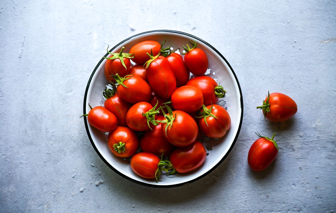 ORGANIC GARDEN FRESH ROMA TOMATOES-1