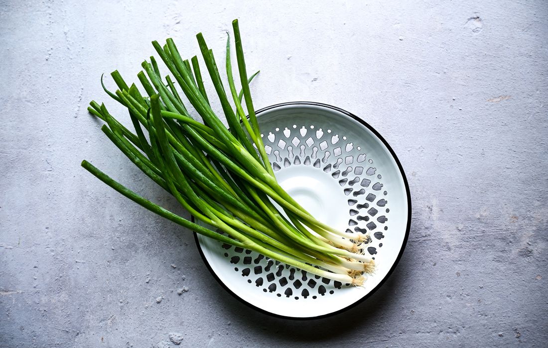 ORGANIC GREEN ONIONS SCALLIONS-1