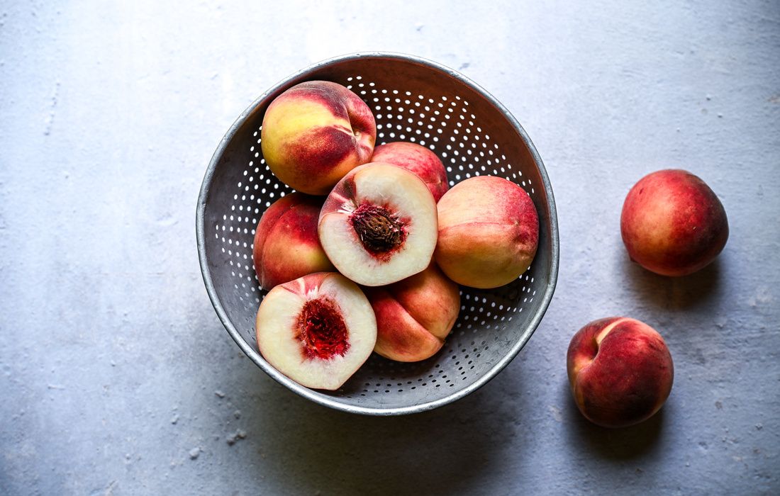 ORGANIC WHITE PEACHES-1