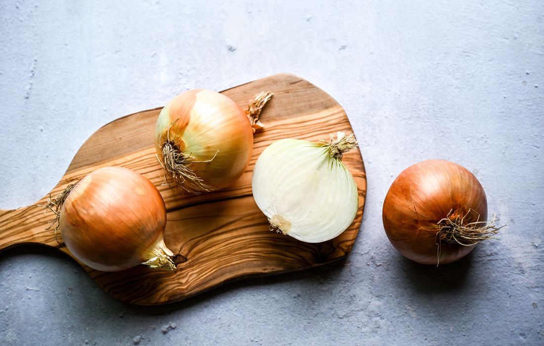 ORGANIC YELLOW ONIONS-1