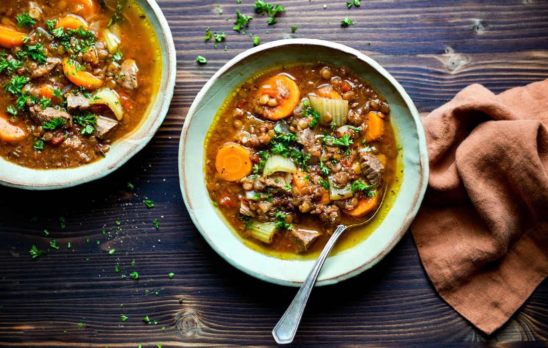 SLOW COOKER LENTIL AND BEEF SOUP-1