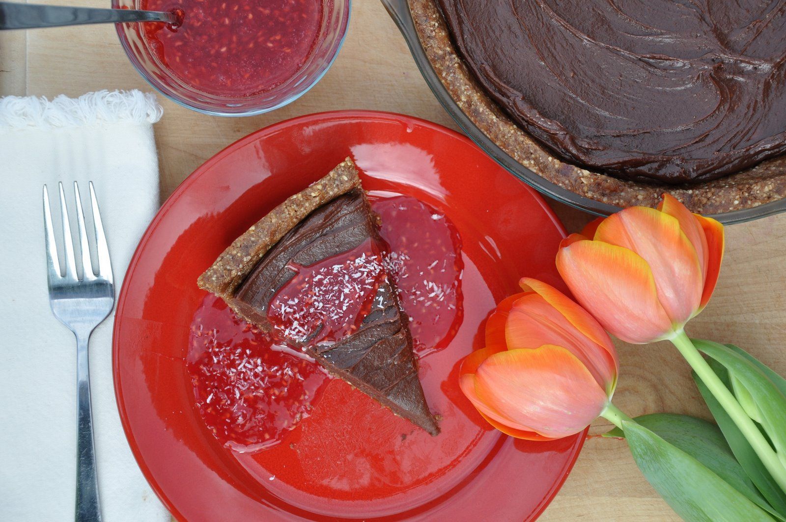 raw chocolate pie