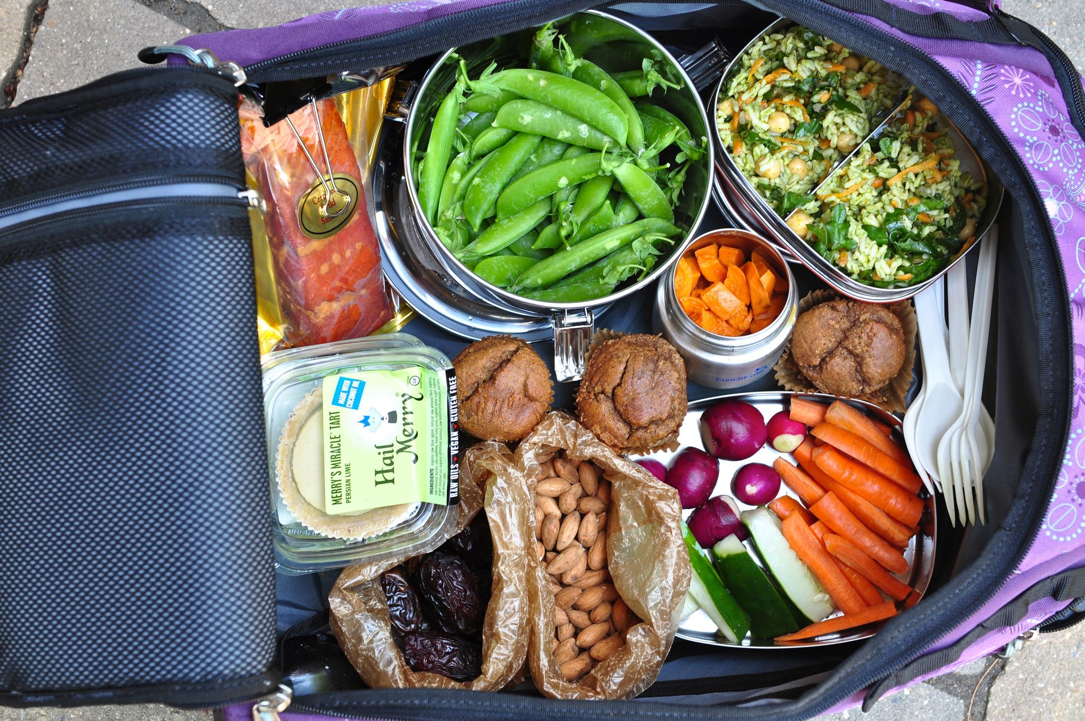 10 Essentials for Easy Packed Lunches - Finding Time To Fly