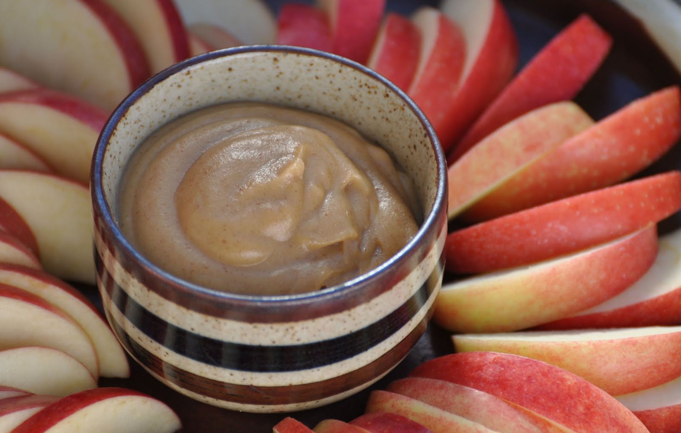 Raw Caramel Apple Dip Vegan Dairy-Free