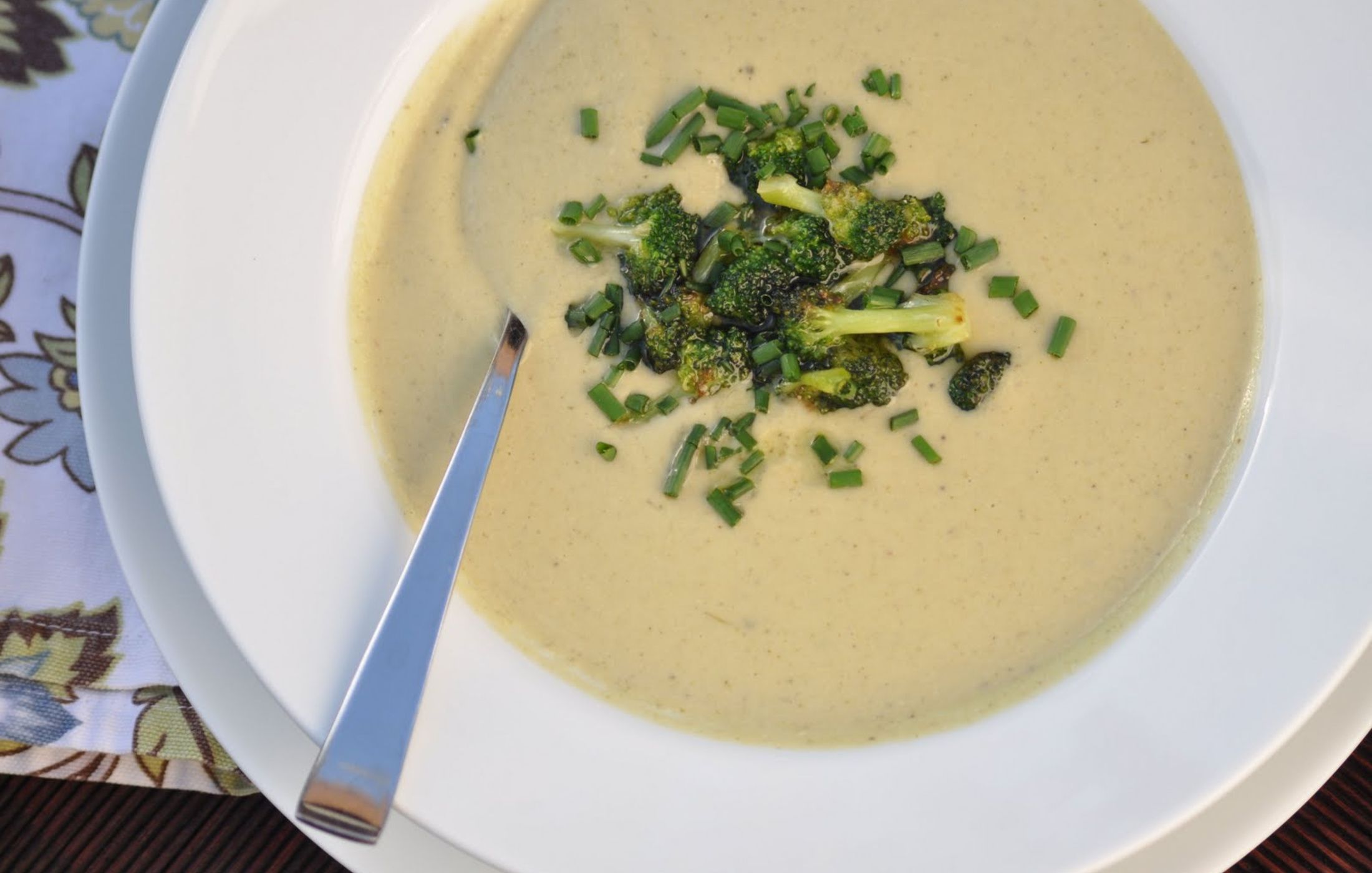 Dairy-Free Vegan Cream of Broccoli Soup
