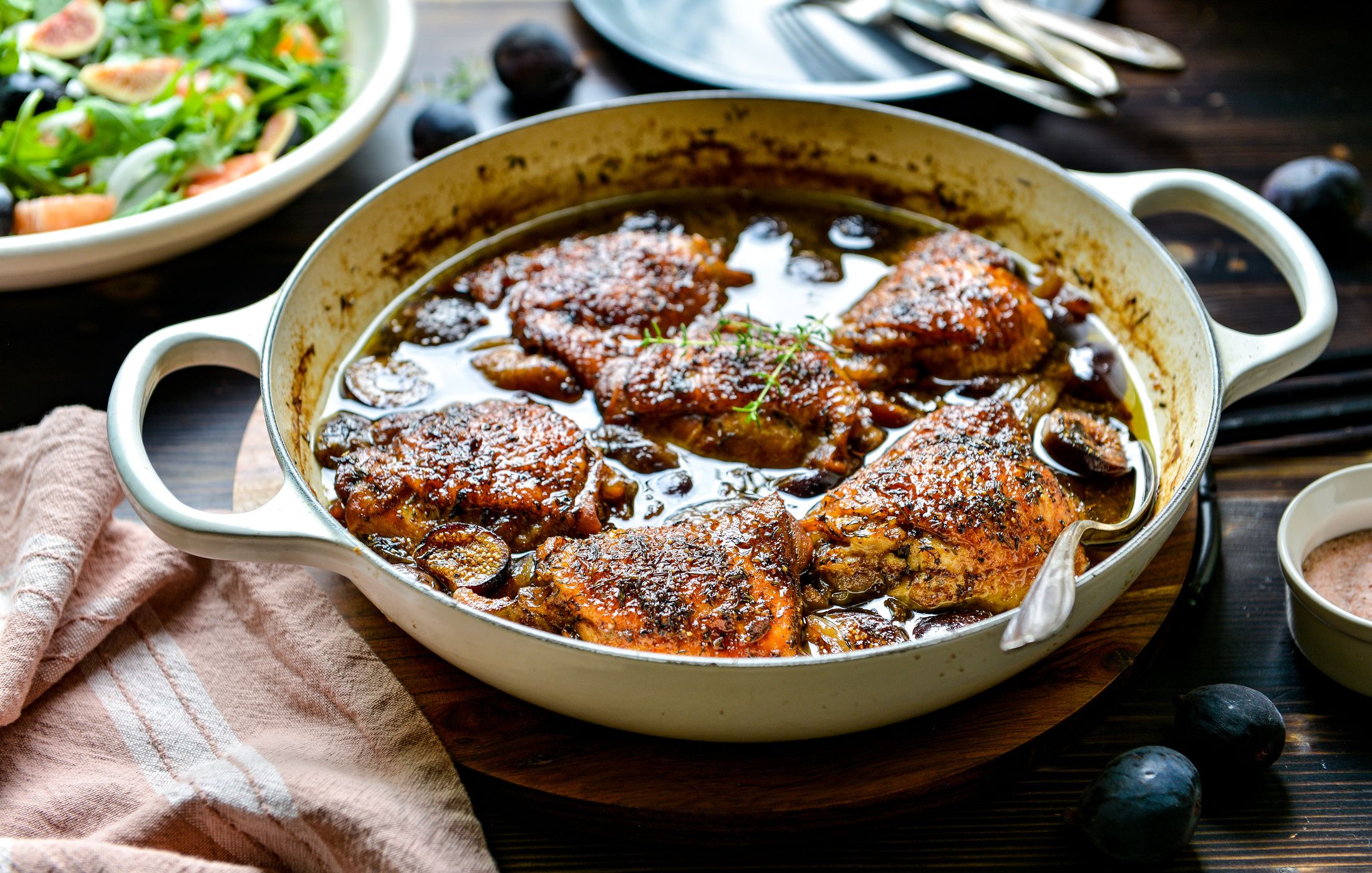 BALSAMIC-GLAZED CHICKEN WITH FIGS AND SWEET ONIONS-1