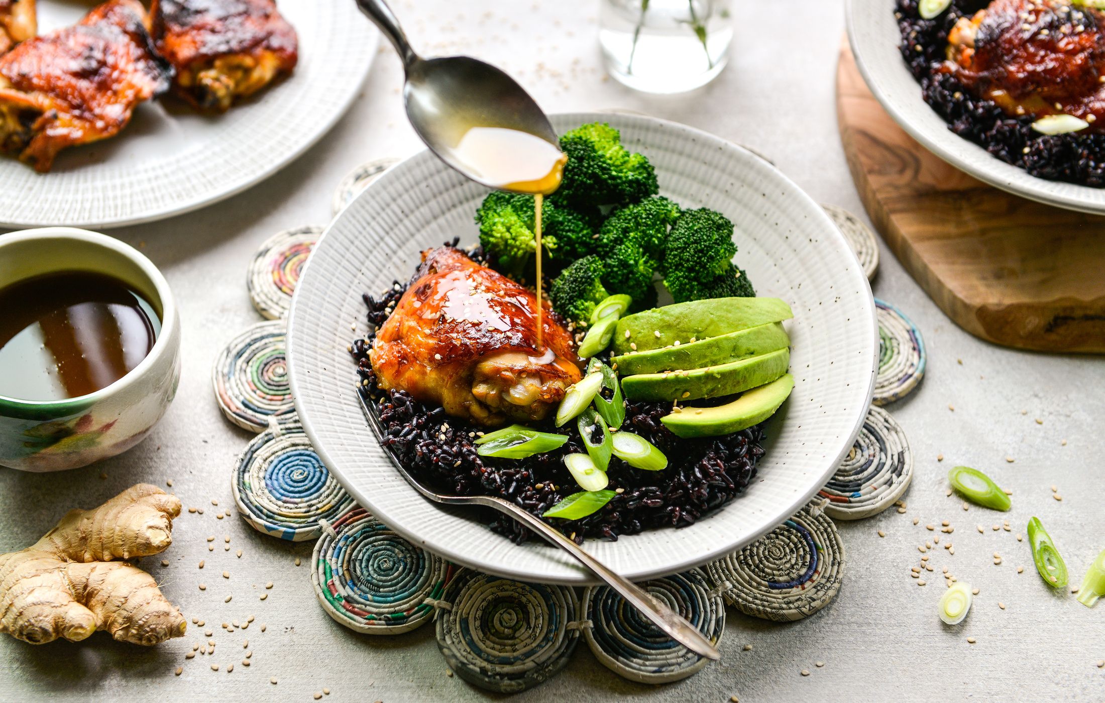 BLACK RICE-ROASTED CHICKEN-GINGER-BROCCOLI BOWLS-2