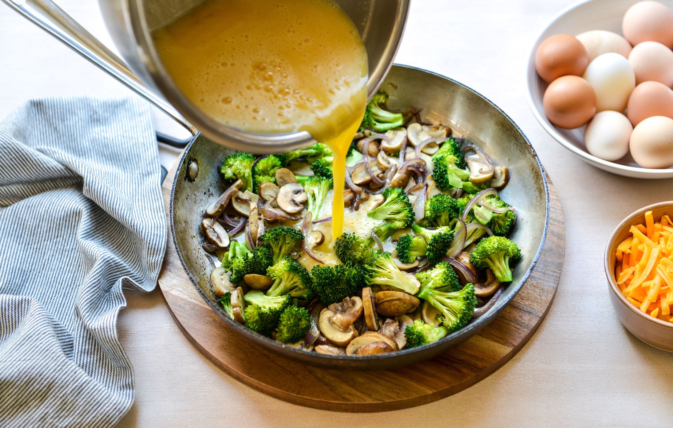 BROCCOLI-MUSHROOM-CHEDDAR OVEN OMELETTE-2