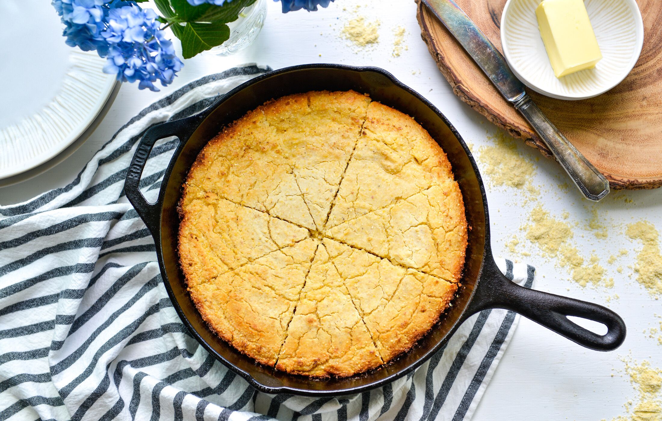 BUTTERMILK SKILLET CORNBREAD-2
