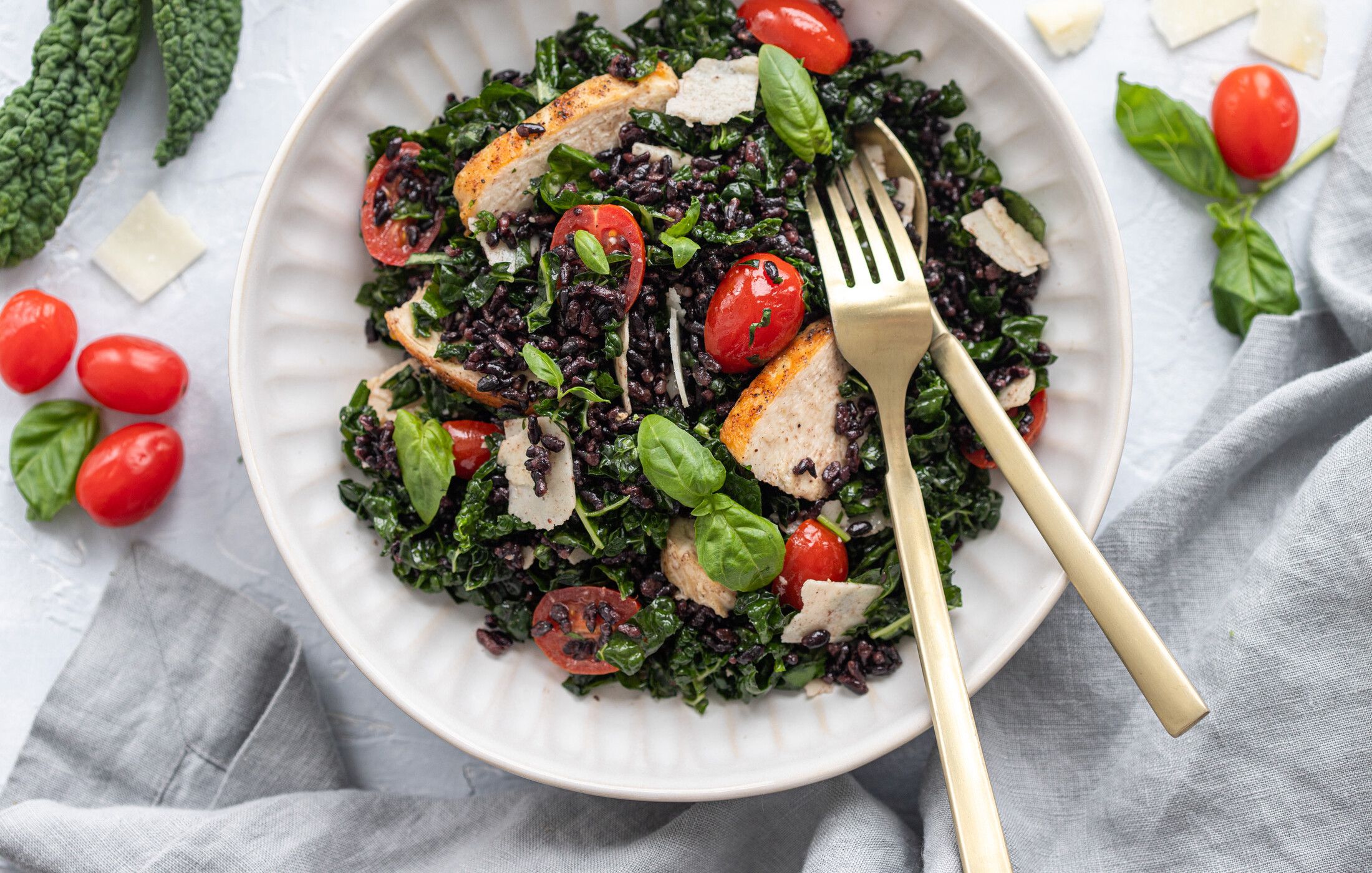 Black Rice Salad with Tomatoes and Basil