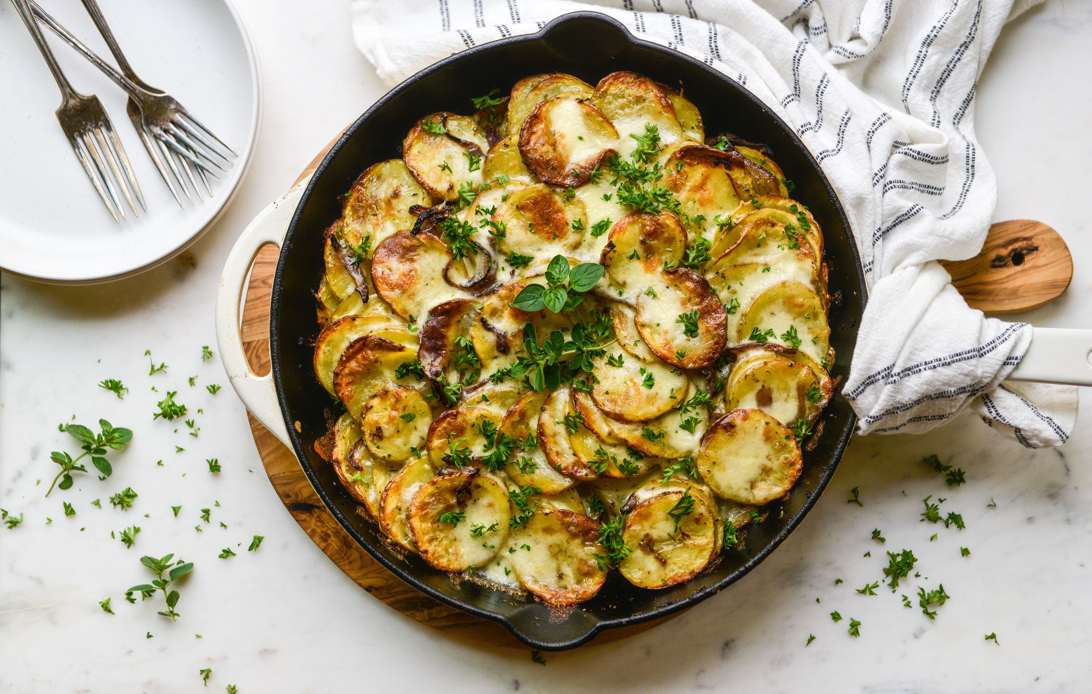 CHEESY ITALIAN ROASTED POTATOES-1