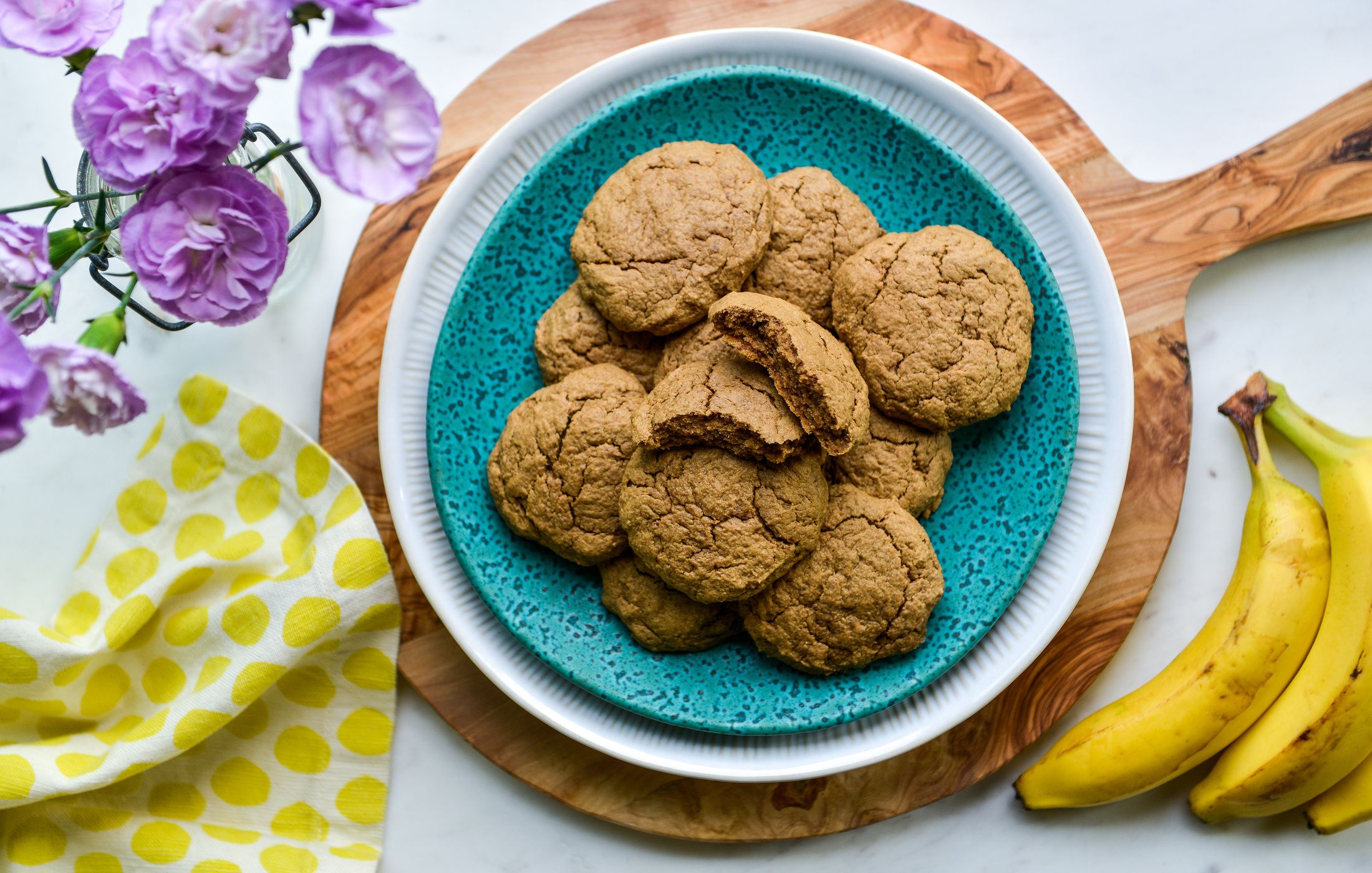 CHEWY BANANA BREAD COOKIES VEGAN-1