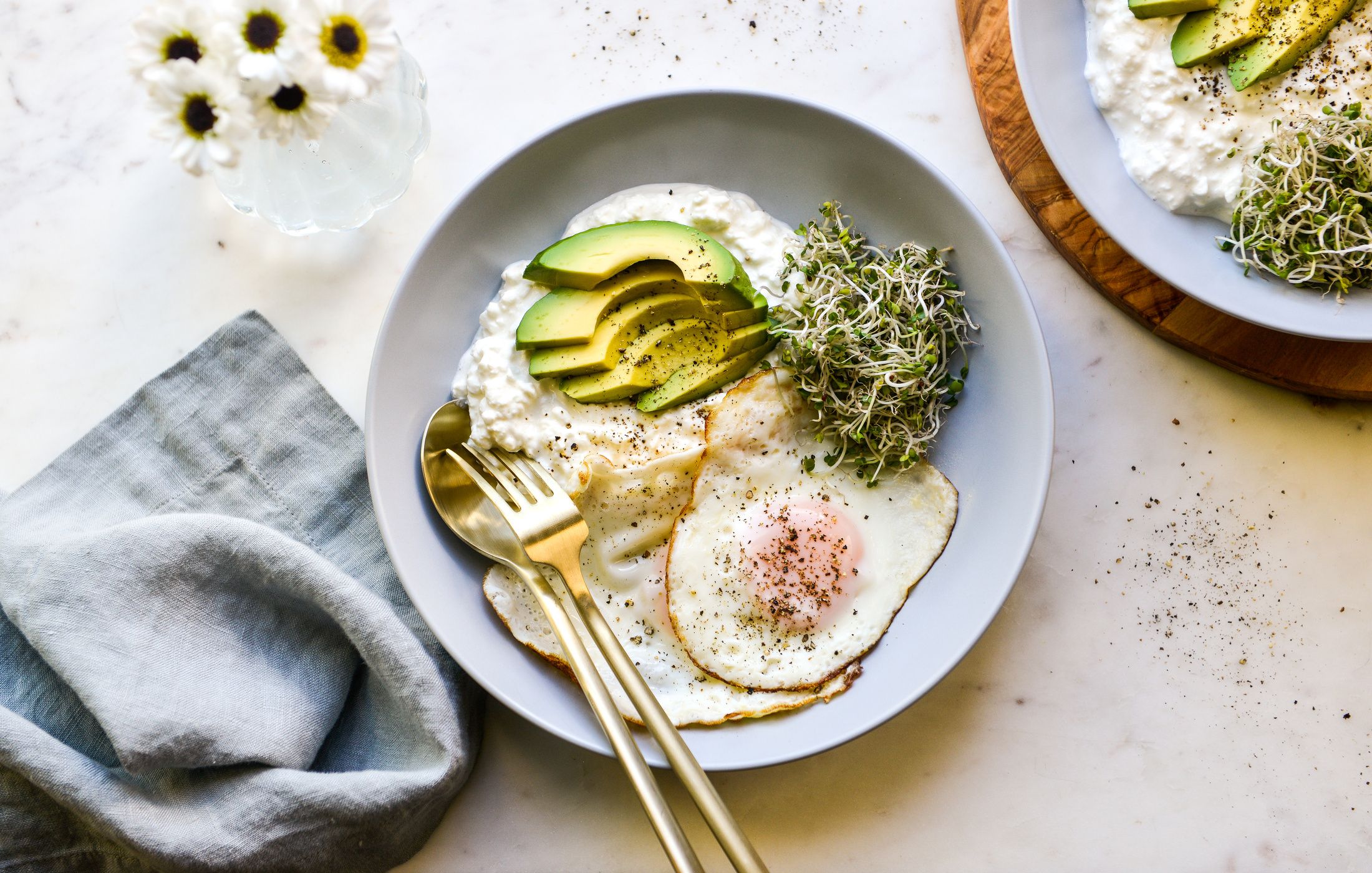 COTTAGE CHEESE AND EGG BREAKFAST BOWLS-1