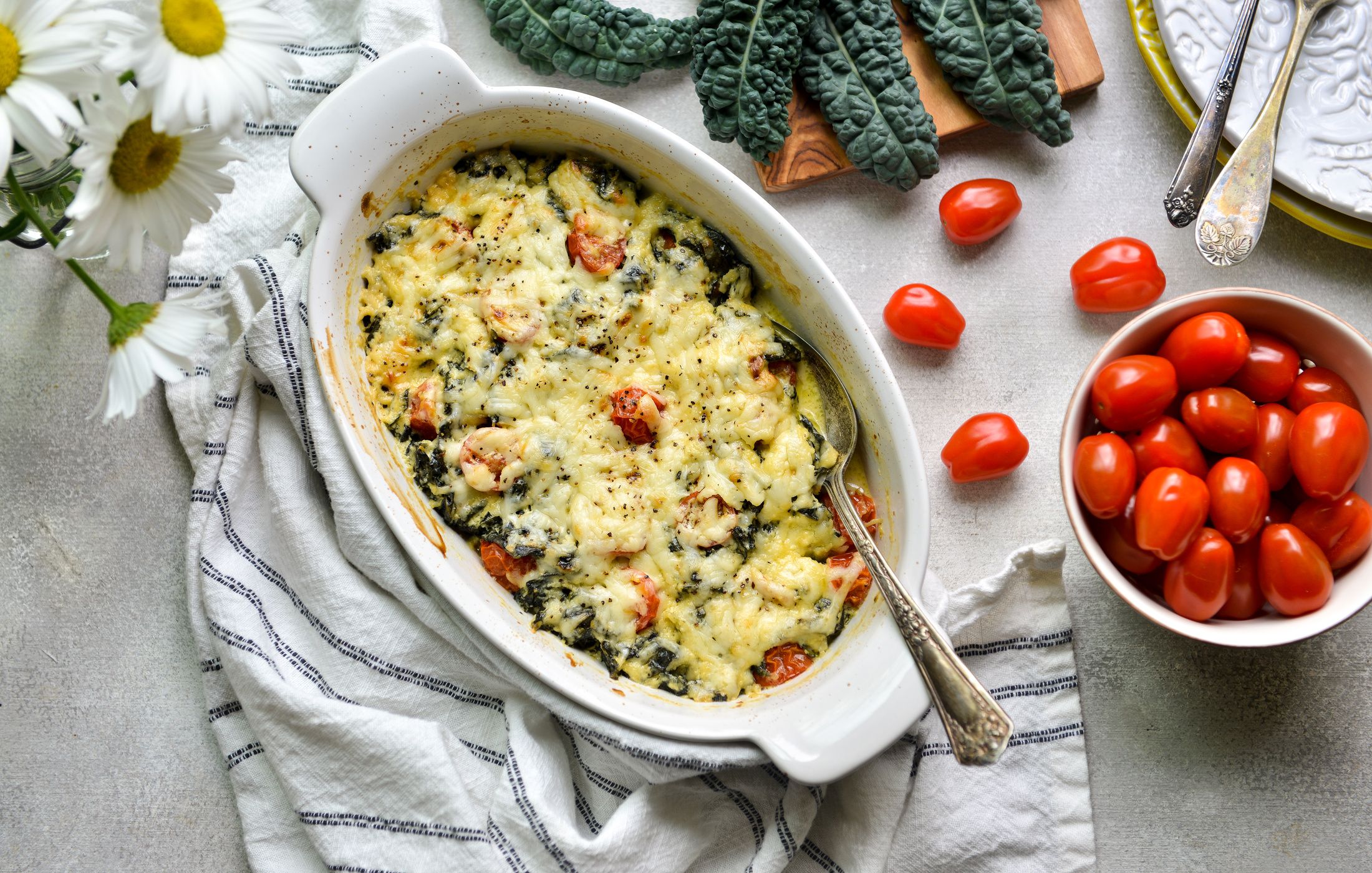 CREAMY KALE AND CHERRY TOMATO CASSEROLE-1