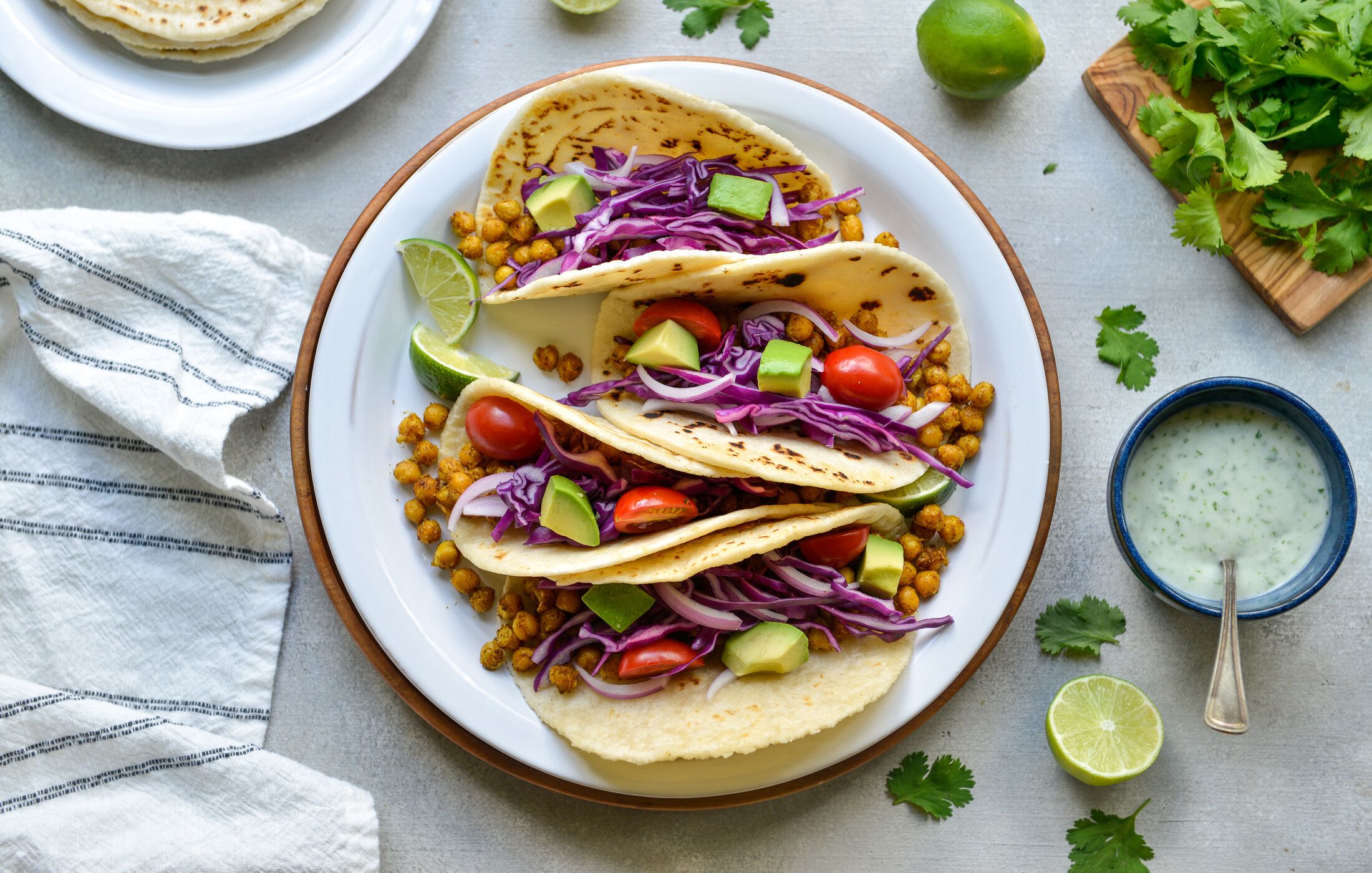 VEGAN CURRIED CHICKPEA TACOS-31