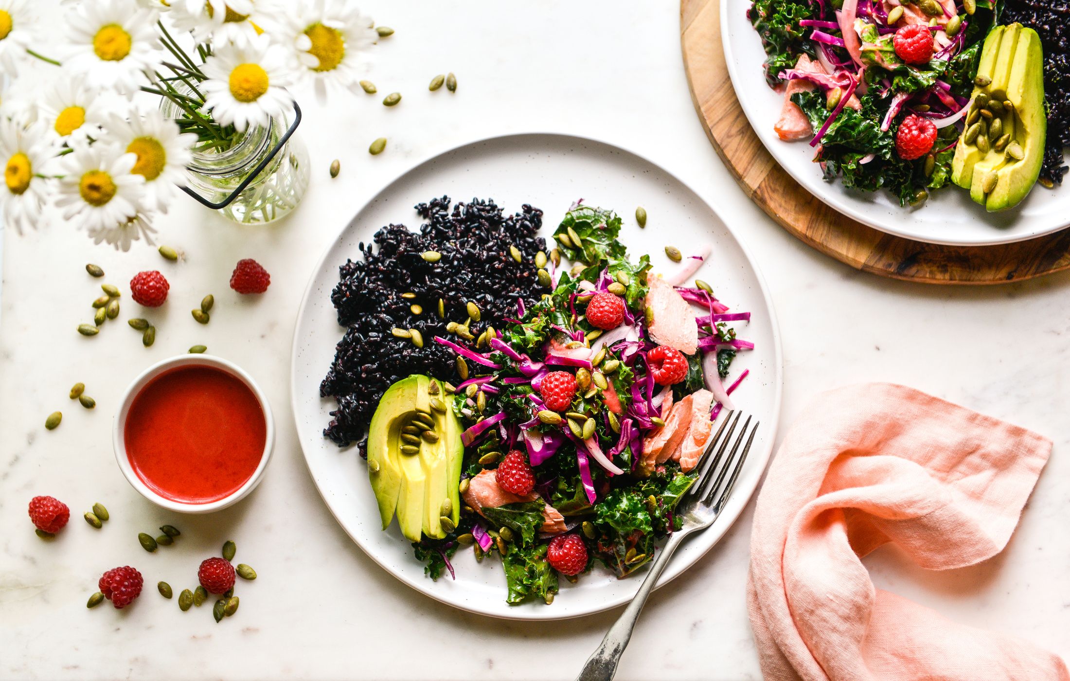 DETOX SALMON RASPBERRY SALAD WITH BLACK RICE MEAL-1