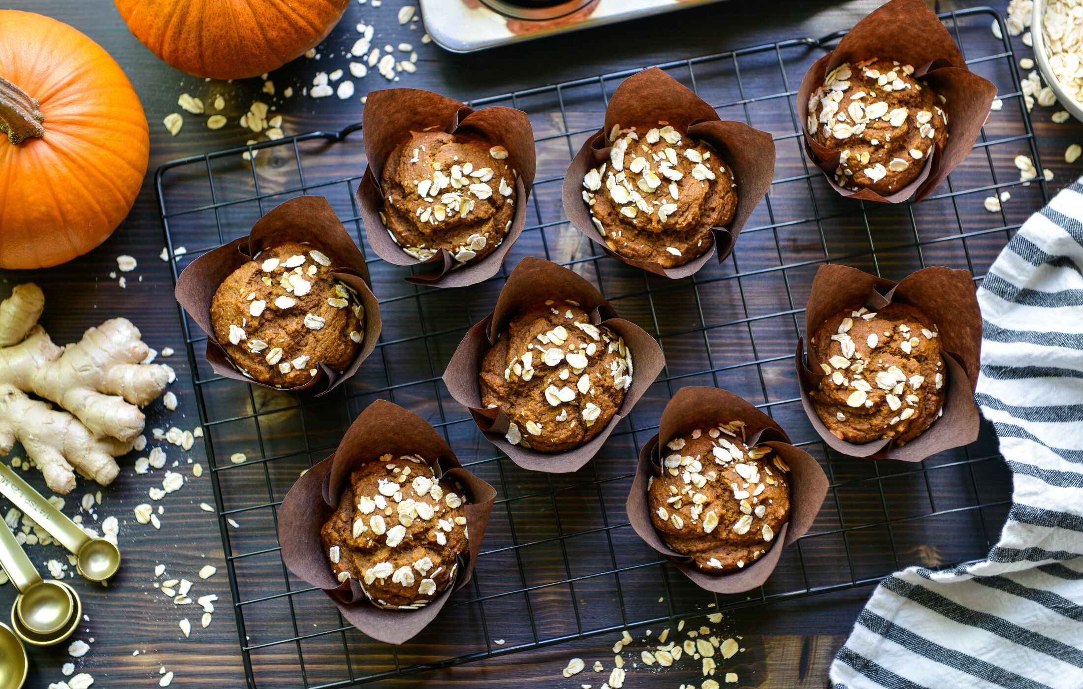 GLUTEN-FREE PUMPKIN OAT MUFFINS-1