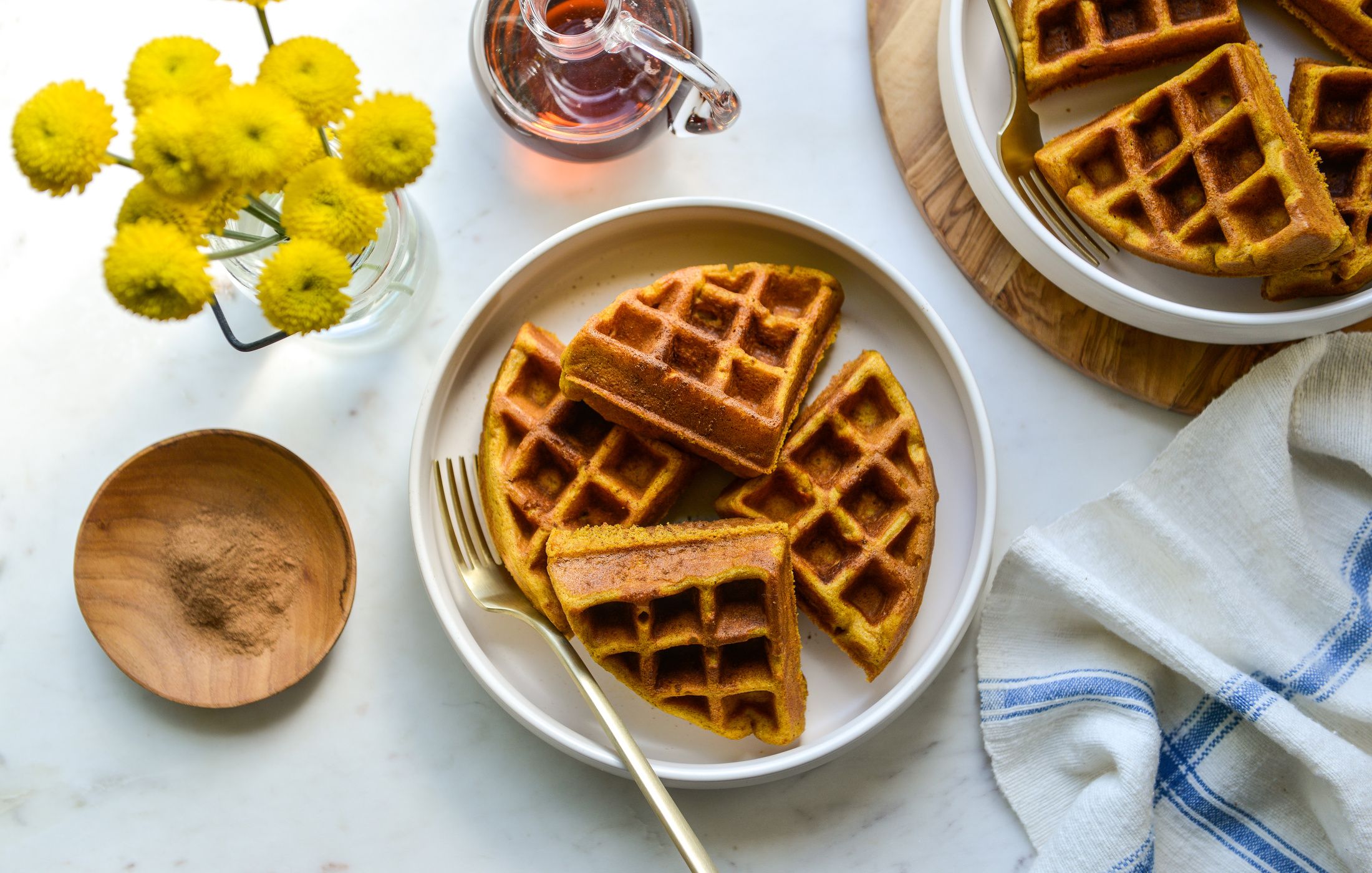 GLUTEN-FREE PUMPKIN SPICE WAFFLES-1