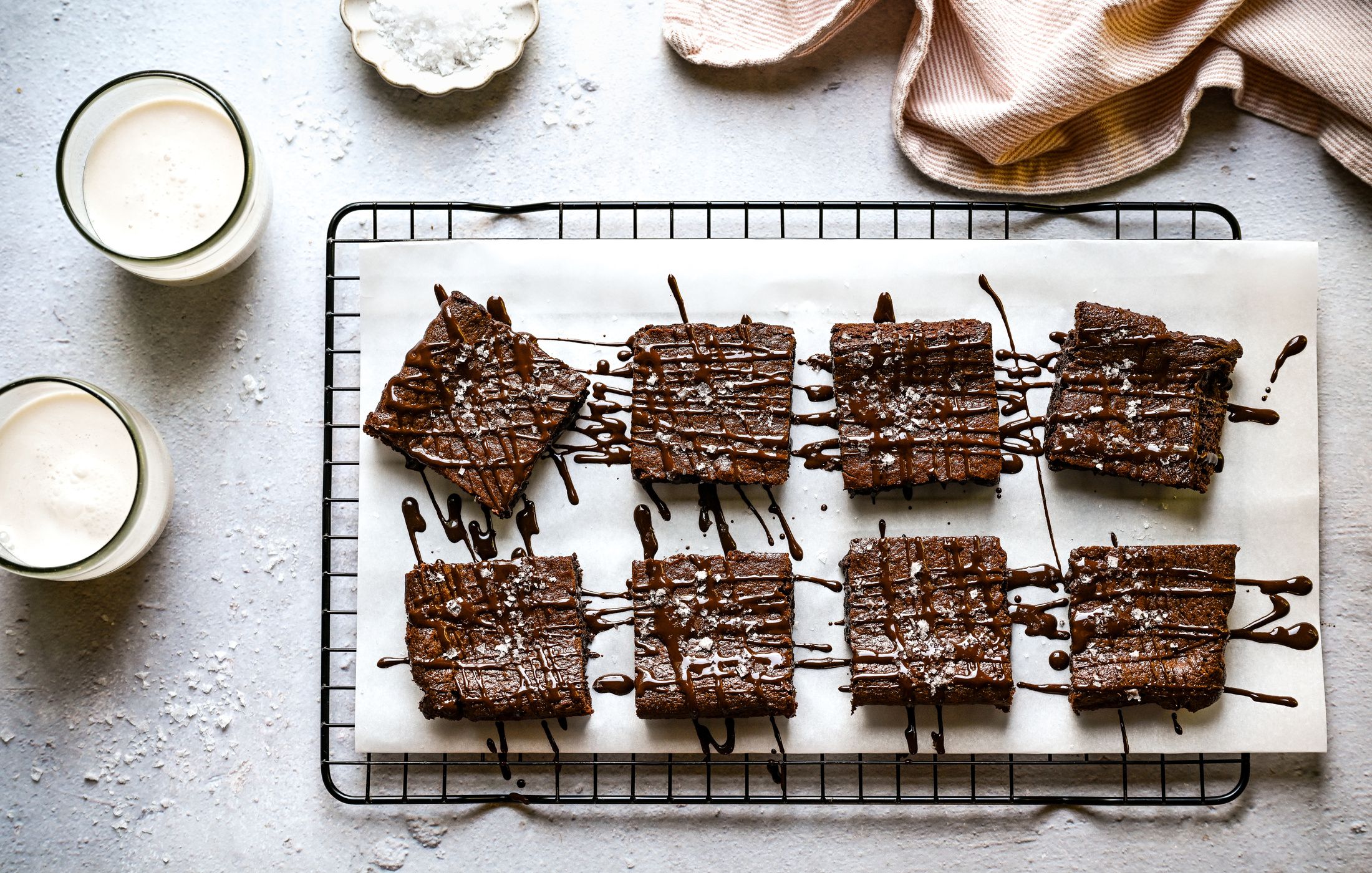 GRAIN-FREE TAHINI BROWNIES CANE SUGAR-FREE FLOUR-FREE-2