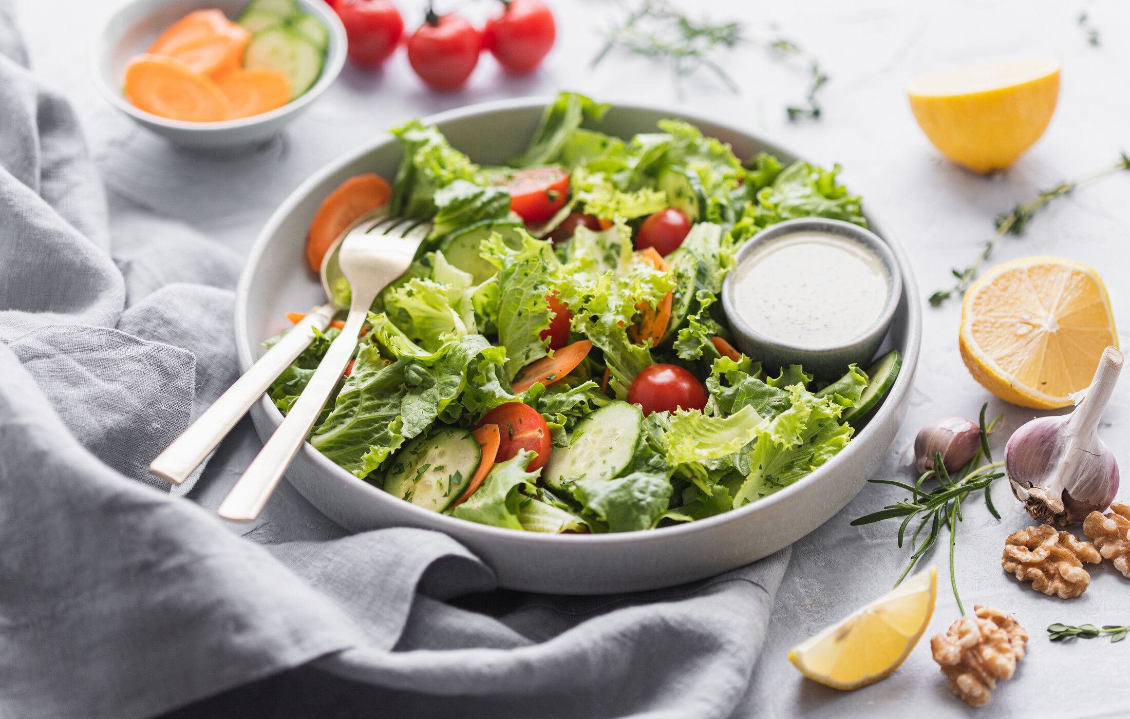 Garden Salad with Creamy Herb Dressing-2
