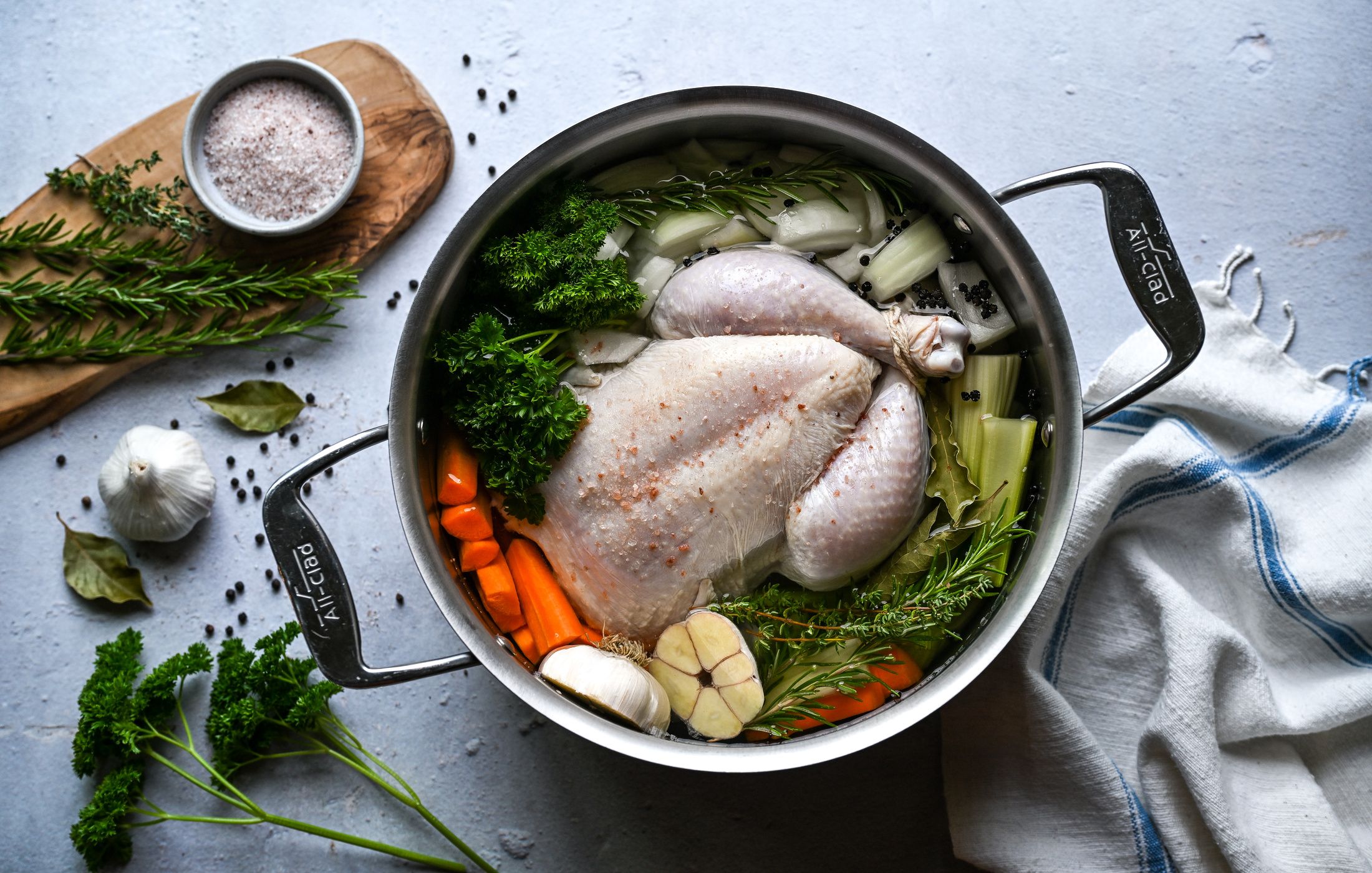 ORGANIC HOMEMADE CHICKEN BROTH-1