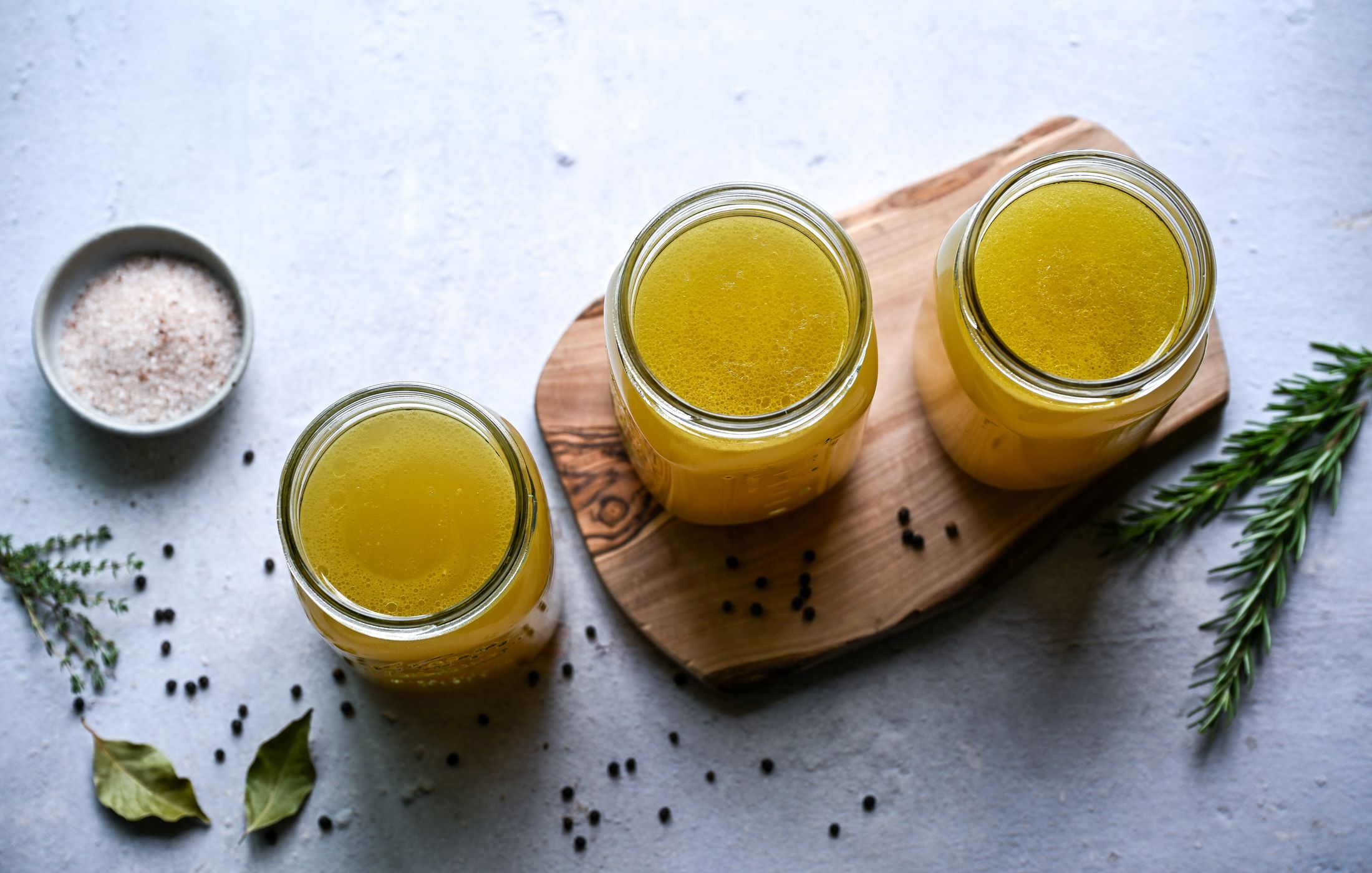 ORGANIC HOMEMADE CHICKEN BROTH-3