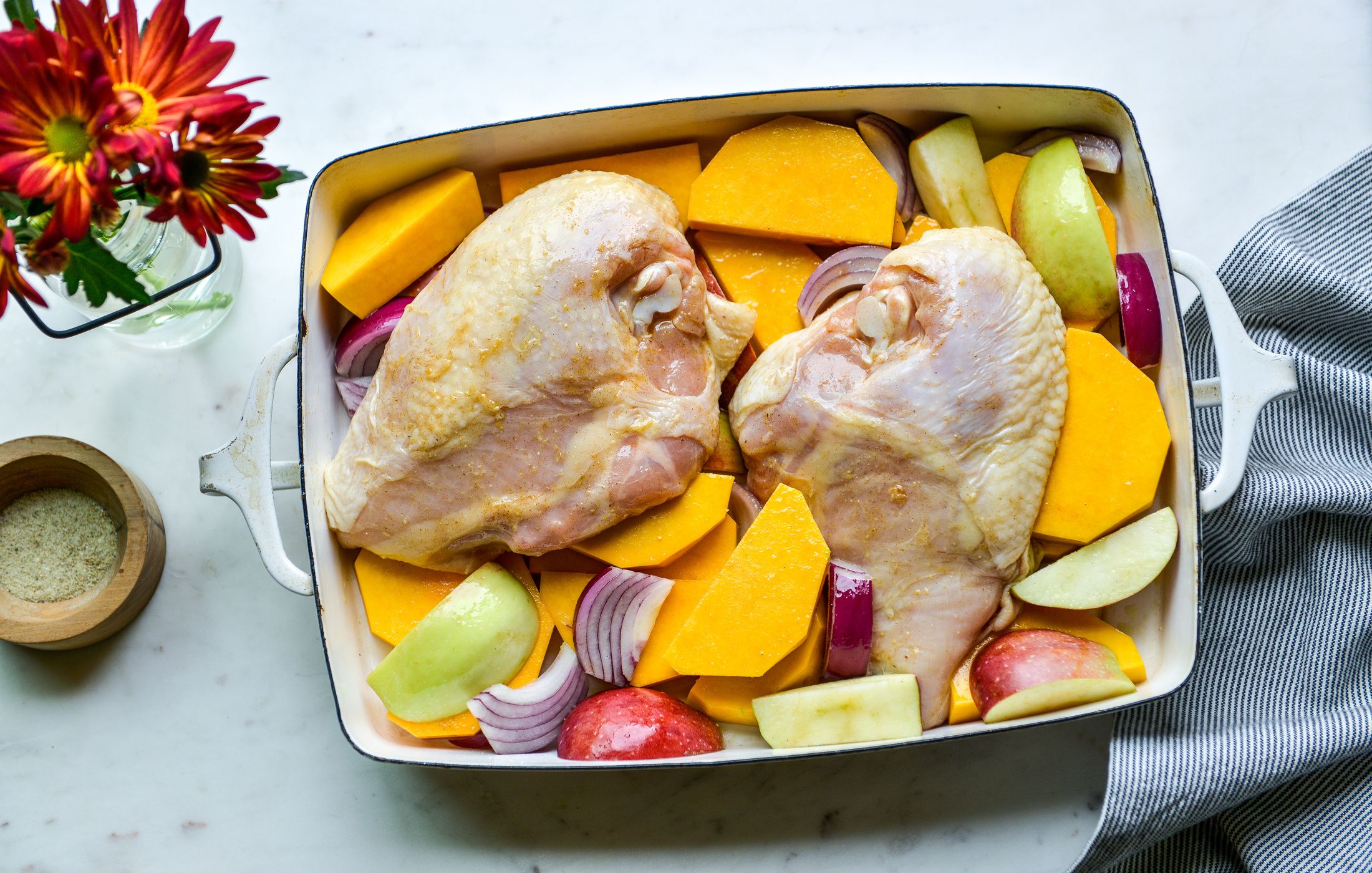 HONEY-GLAZED ROASTED CHICKEN WITH SQUASH AND APPLES-2