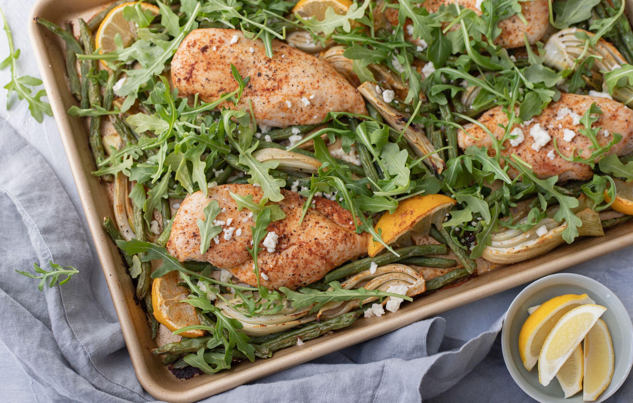 Lemony Sheet Pan Chicken with Fennel, Green Beans, and Arugula-4