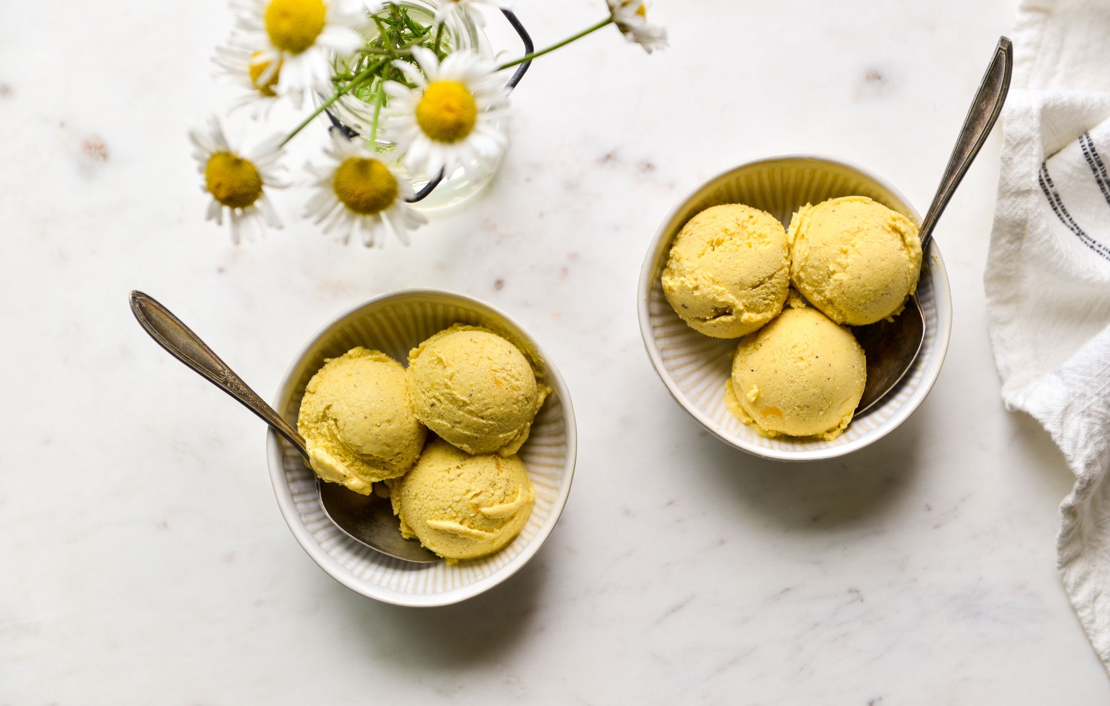 MANGO-COTTAGE CHEESE ICE CREAM-2
