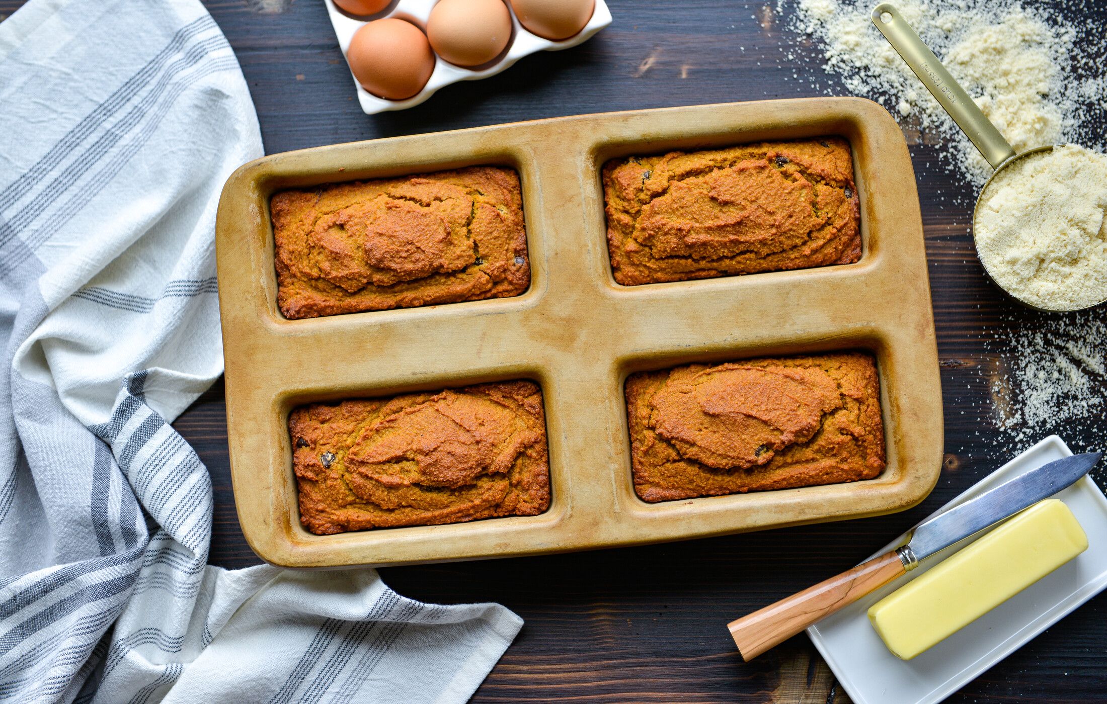 PALEO PUMPKIN CHOCOLATE CHIP BREAD-2